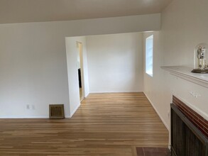 3237 Midvale Ave in Los Angeles, CA - Building Photo - Building Photo
