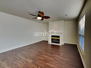 120 Rose Garden Ln in Goodlettsville, TN - Foto de edificio - Building Photo