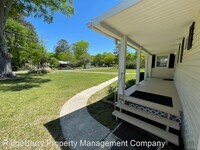 8 Thomas Rd NE photo'