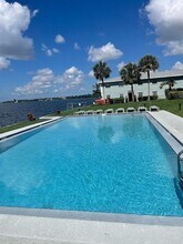 3300 N Key Dr in North Fort Myers, FL - Building Photo - Building Photo
