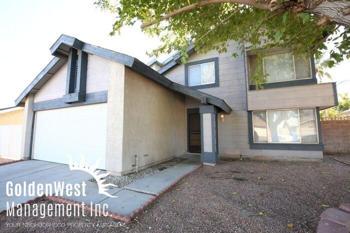 6951 Wedgewood Way in Las Vegas, NV - Building Photo