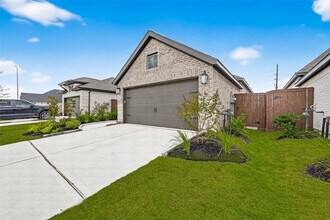 407 Big Pne Trl in Rosenberg, TX - Building Photo - Building Photo