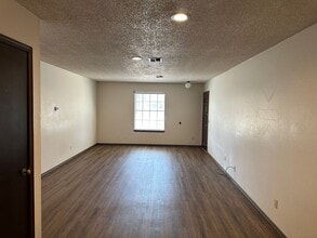 2309 Lynn Ln in Weatherford, OK - Building Photo - Building Photo