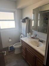 1002 E Callero Cir, Unit 2 in Mount Prospect, IL - Foto de edificio - Building Photo