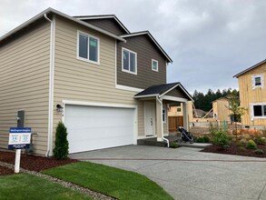2014 18th Ave SW in Olympia, WA - Building Photo - Building Photo