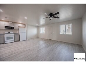 2121 W Adams St in Phoenix, AZ - Building Photo - Building Photo