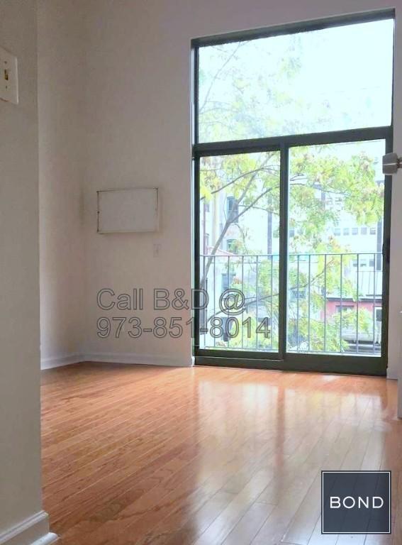 property at 210-220-220 E 22nd St