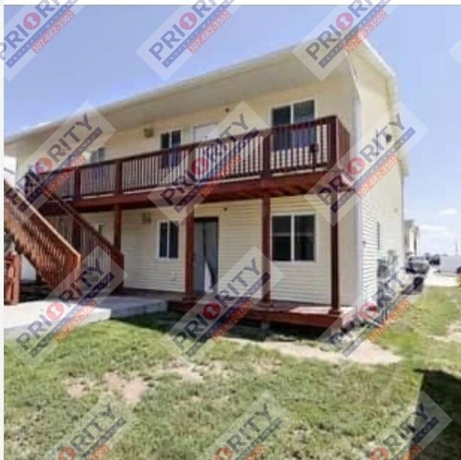 property at 3919 Ariel Ave