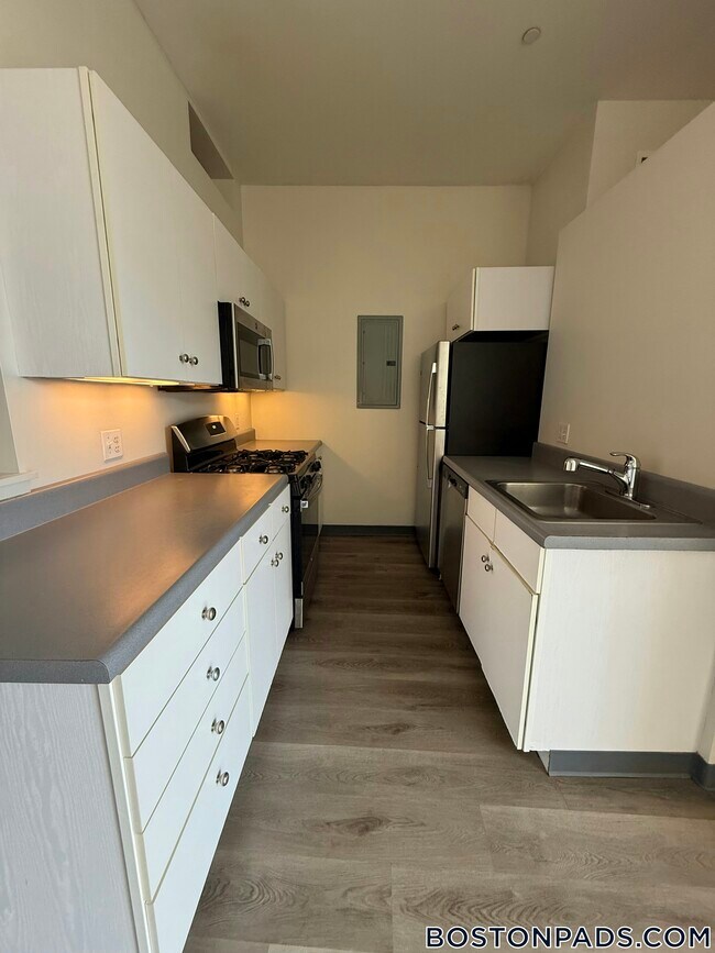 160 E Berkeley St in Boston, MA - Foto de edificio - Building Photo