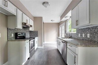 2706 Mulford Cove in Austin, TX - Building Photo - Building Photo