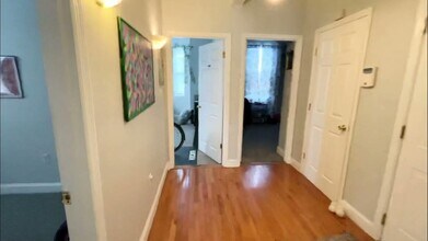 109 Heath St, Unit 4 in Boston, MA - Foto de edificio - Building Photo