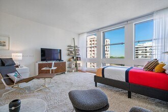 700 Biltmore Way in Coral Gables, FL - Building Photo - Building Photo