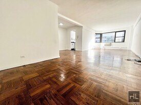 EAST 69 STREET in New York, NY - Building Photo