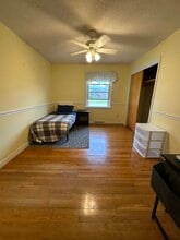6011 Wedgewood Dr, Unit 3 in Hanahan, SC - Building Photo - Building Photo
