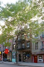 101 Macdougal St in New York, NY - Foto de edificio - Building Photo