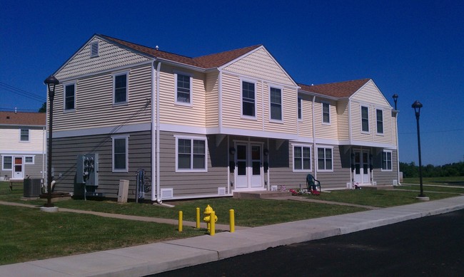 PGH Apartments LLC - Aliquippa in Aliquippa, PA - Building Photo - Building Photo