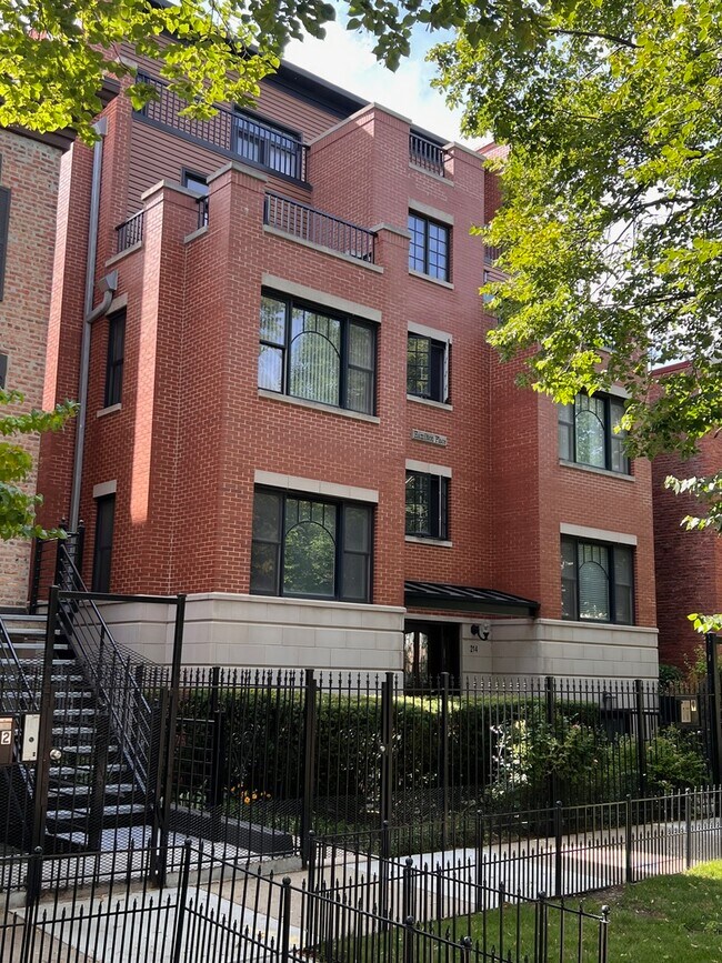 218 S Hamilton Ave in Chicago, IL - Building Photo - Building Photo
