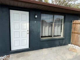 1780 Shadow Ln in Englewood, FL - Building Photo