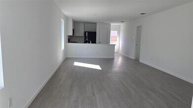 3916 Pontchartrain Pkwy in Sherman, TX - Foto de edificio - Building Photo