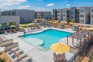 The Arcadia in Santa Fe, NM - Building Photo