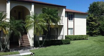 4779 Sable Pine Cir in West Palm Beach, FL - Building Photo