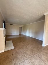 4869 E Simpson Ave in Fresno, CA - Building Photo - Building Photo