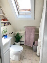 386 Highland Ave, Unit 3 in Somerville, MA - Building Photo - Building Photo