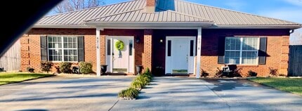 6214 E Azalea Ave in Panama City, FL - Building Photo - Building Photo