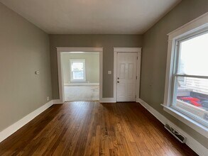 330 W 6th St in Mishawaka, IN - Building Photo - Building Photo