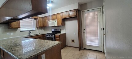 2201 W Quinton St in Broken Arrow, OK - Building Photo - Building Photo