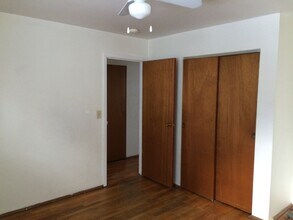 512 Olden Ave, Unit 3 in Arlington Heights, OH - Foto de edificio - Building Photo