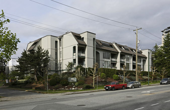 Glenborough in Coquitlam, BC - Building Photo - Building Photo