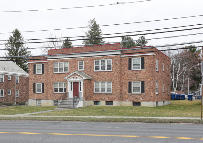 1085 Western Ave in Albany, NY - Building Photo - Building Photo