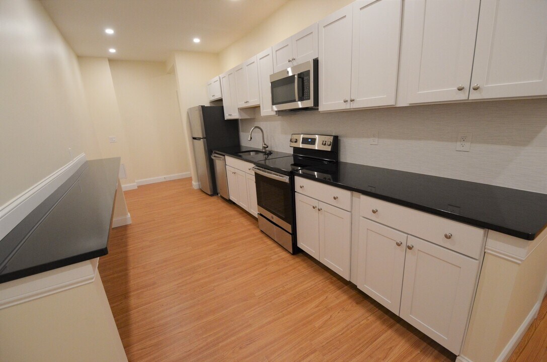 37 Brookline St, Unit 5 in Cambridge, MA - Foto de edificio