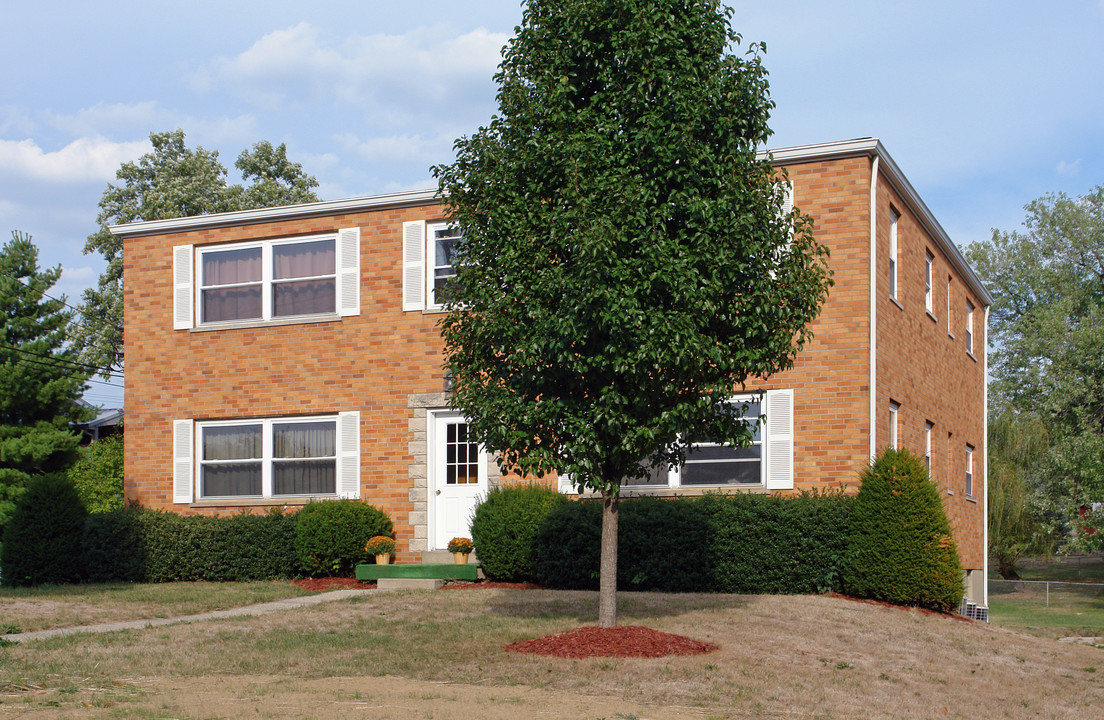 9 Glen St in Florence, KY - Building Photo