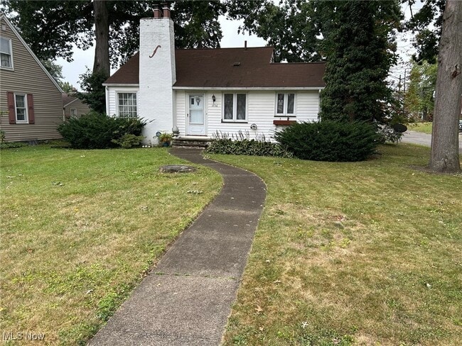 property at 3736 10th St SW