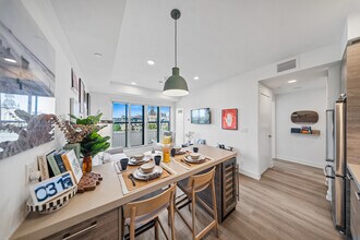 484 Spadina Ave. in Toronto, ON - Building Photo - Building Photo