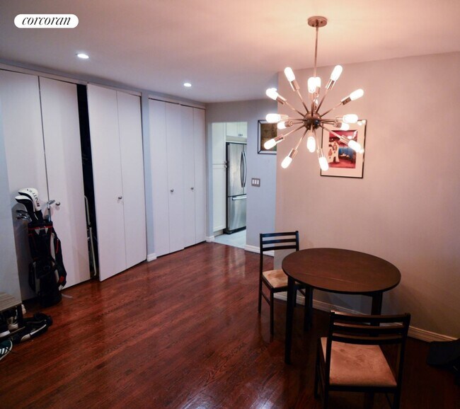 85 8th Ave in New York, NY - Building Photo - Building Photo