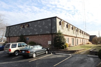 Dover Place Apartments in St. Louis, MO - Building Photo - Building Photo