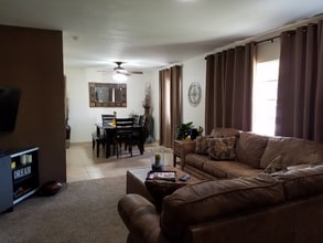 8237 E Lewis Ave in Scottsdale, AZ - Building Photo - Building Photo