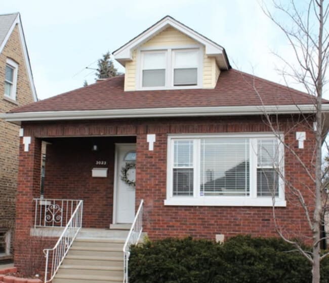 property at 3023 N Mason Ave