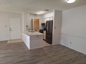 12851 Daybreak Cir in Newport News, VA - Building Photo - Building Photo