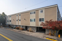 Townhouse Apartments in Edmonds, WA - Foto de edificio - Building Photo