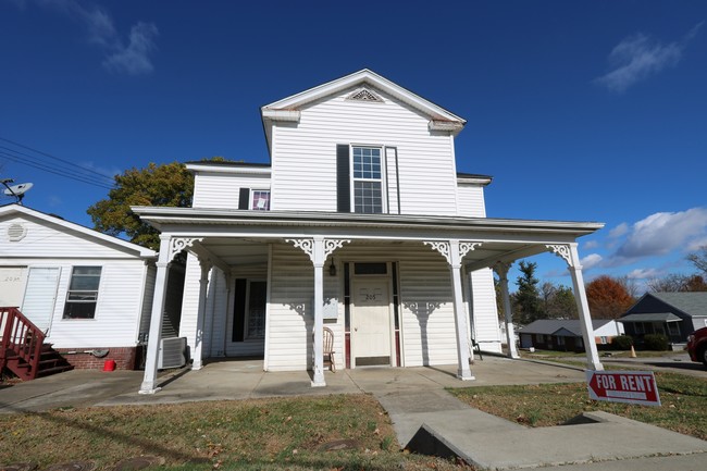 203 Mill St in Leitchfield, KY - Building Photo - Building Photo