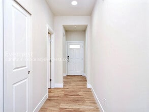 14830 16th Pl W in Lynnwood, WA - Building Photo - Building Photo