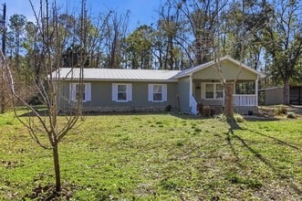 17 Timberwood Ct in Crawfordville, FL - Foto de edificio - Building Photo