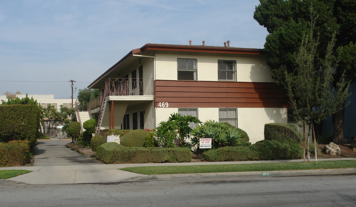 469 E Algrove St in Covina, CA - Building Photo