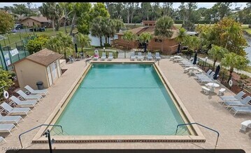 17422 Birchwood Ln in Ft. Myers, FL - Building Photo - Building Photo