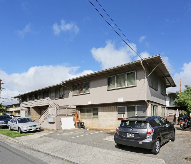 2945 Varsity Cir in Honolulu, HI - Building Photo - Building Photo