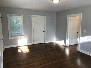 2406 NW 20th St in Oklahoma City, OK - Building Photo - Building Photo